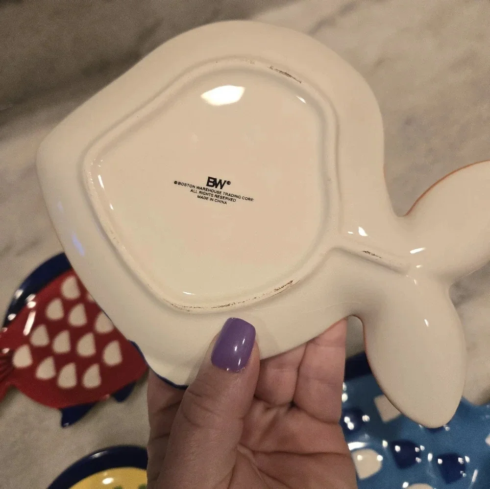 Colorful Fish‑Shaped Ceramic Dishes – Set of 4